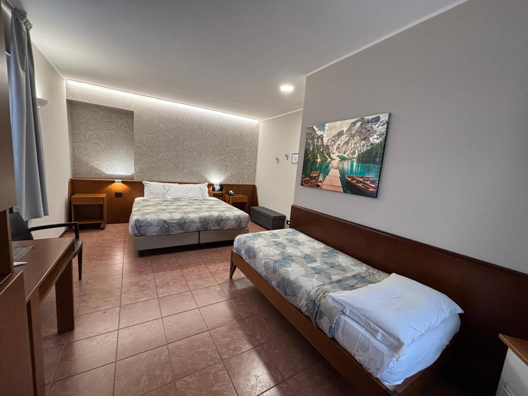 Canzo Villa Nasti Hotel Ristorante מראה חיצוני תמונה